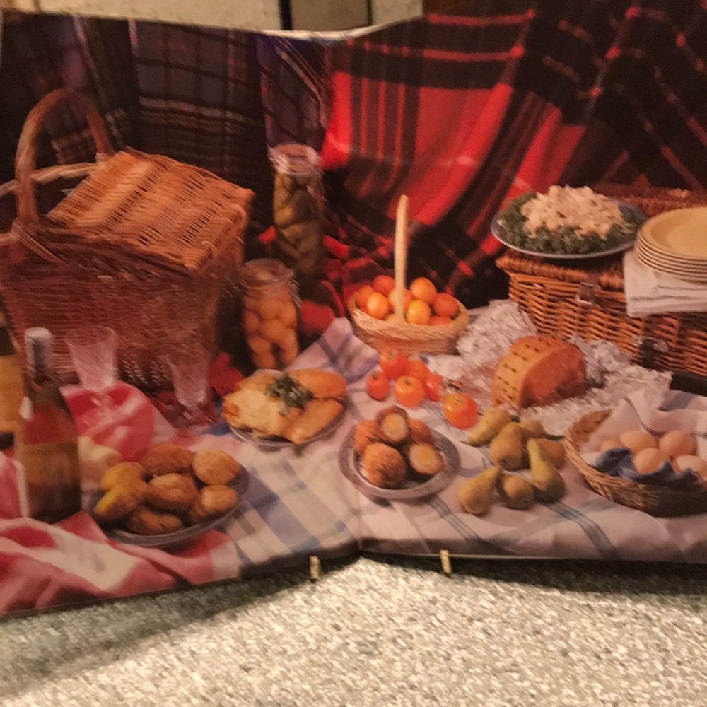 Book - Picture 2 of 4